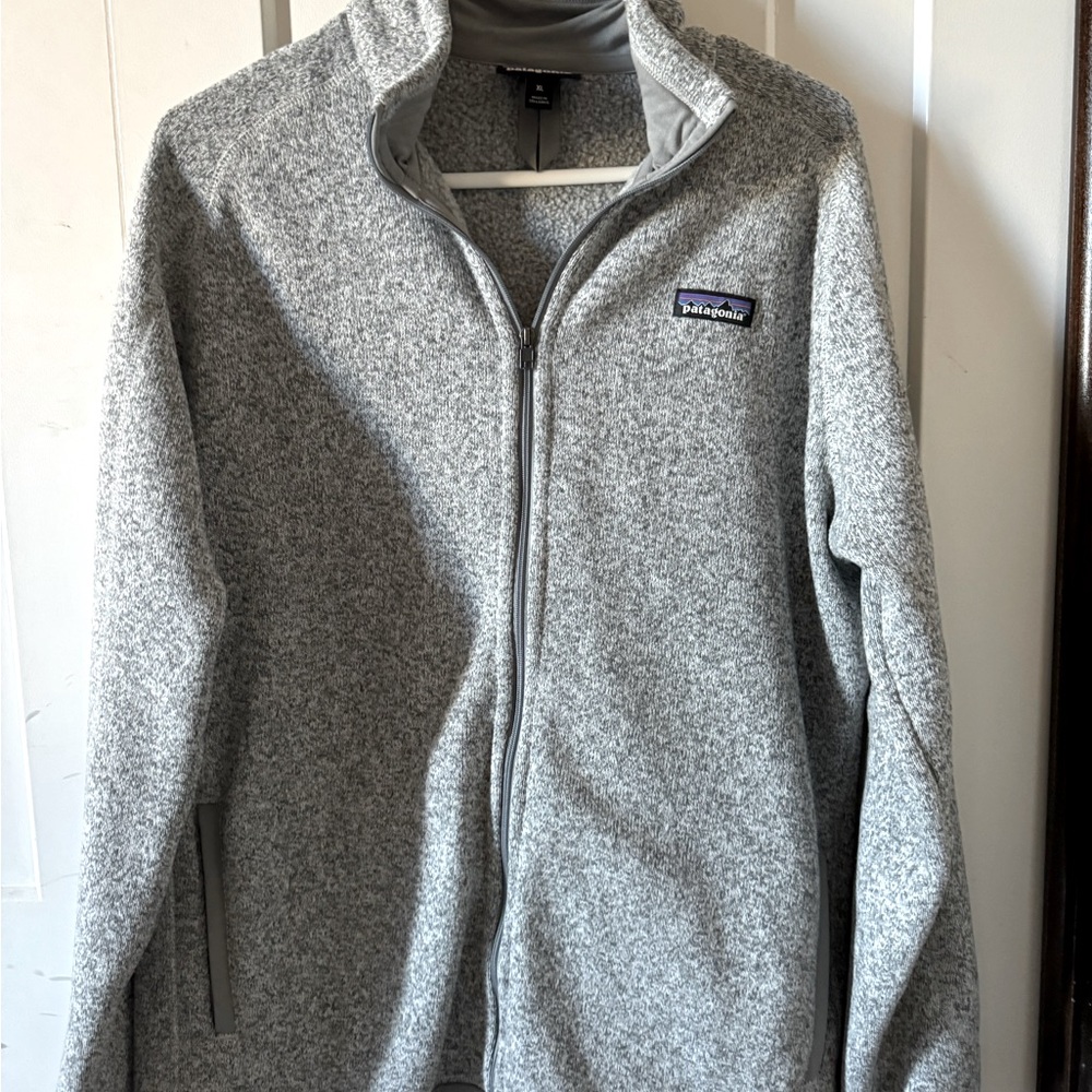 Patagonia grey full zip jacket. Like new condition! Worn once or twice!